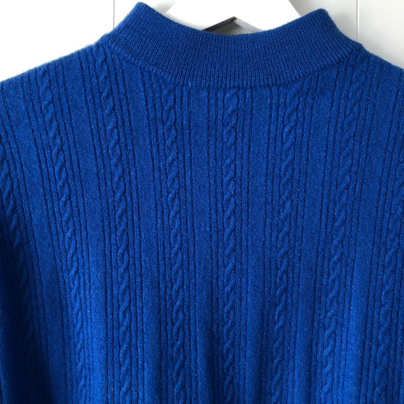 Cute Vintage ‘Après-Ski’ Electric Blue Knit - Picture 2 of 3